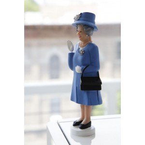 Μινιατούρα Ηλιακή Βασίλισσα Ελισάβετ Solar Queen Derby Edition Blue Hat 1601BL